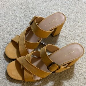 Ann Taylor Women's Gold Strappy Heels